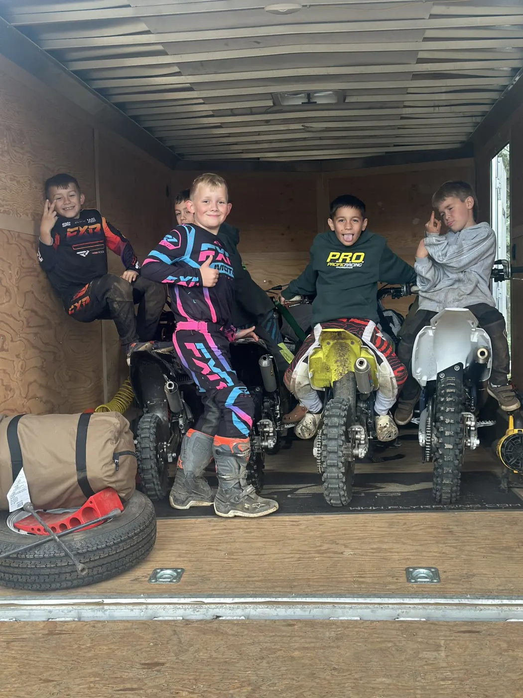 BarBanger Club MX riders at the track