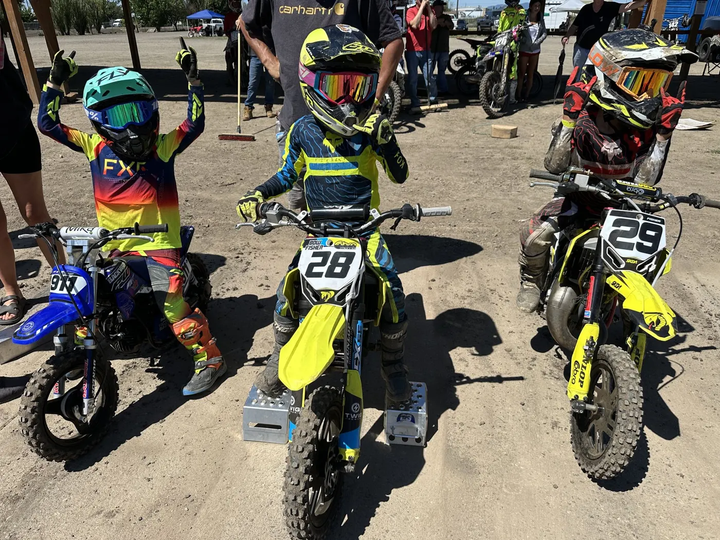 BarBanger Club MX riders at the track